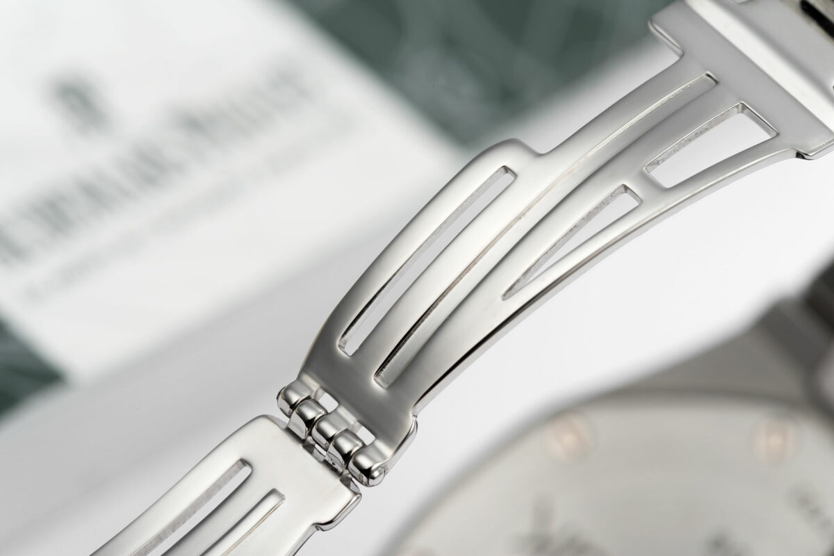 أفضل ساعات أوديمار بيجيه Audemars Piguet 2023 61 623361c7e692c 1 أفضل ساعات أوديمار بيجيه Audemars Piguet 2023