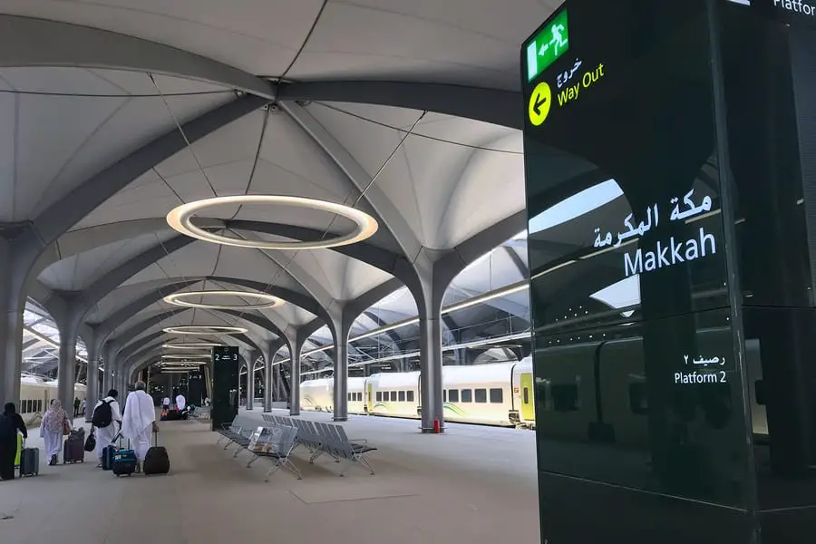 رصيف محطة القطار في مكة المكرمة