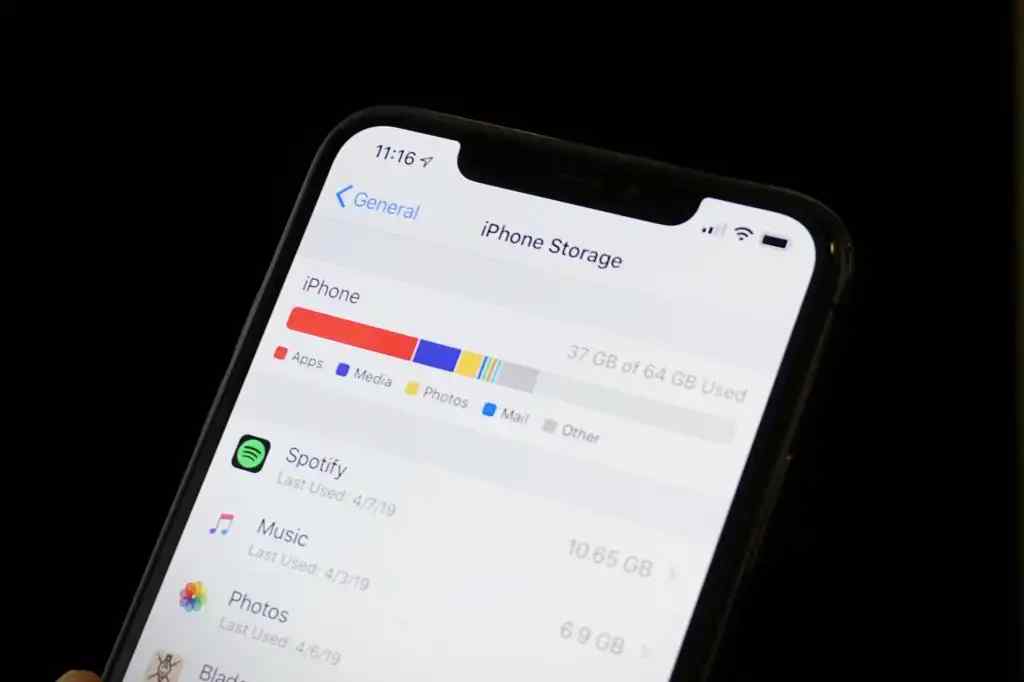 iphone-storage