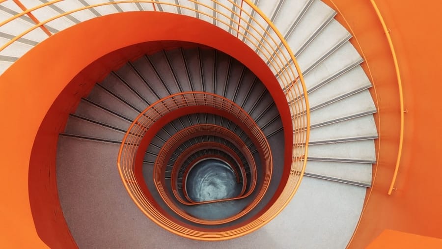 طريقة استخدام كاميرا آيفون 14 برو كالمحترفين 11 rule of thirds patterns and symmetry 6 طريقة استخدام كاميرا آيفون 14 برو كالمحترفين