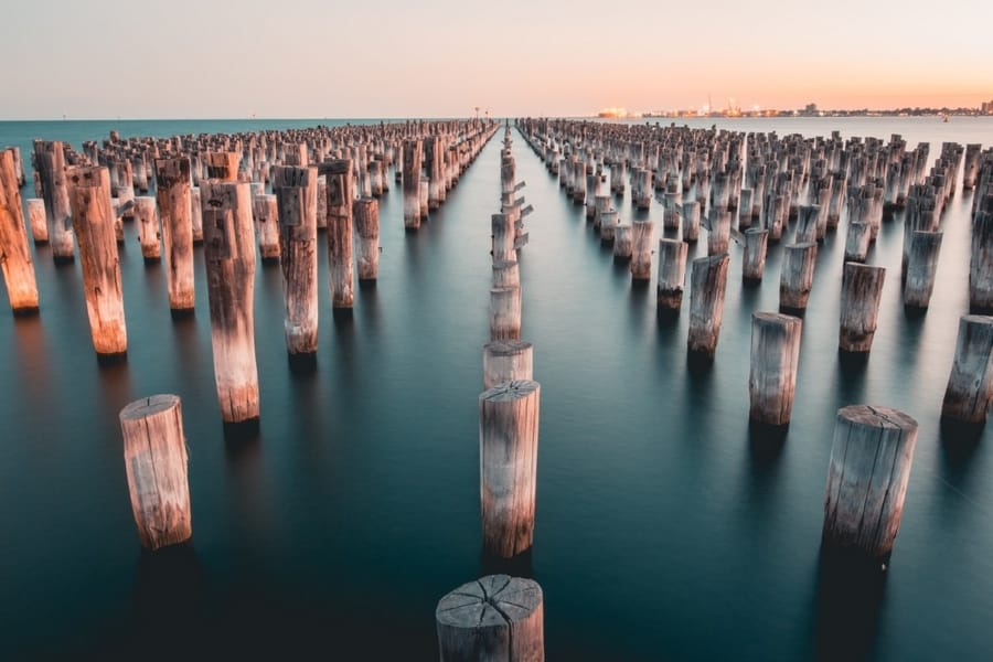 طريقة استخدام كاميرا آيفون 14 برو كالمحترفين 10 rule of thirds patterns and symmetry 7 طريقة استخدام كاميرا آيفون 14 برو كالمحترفين