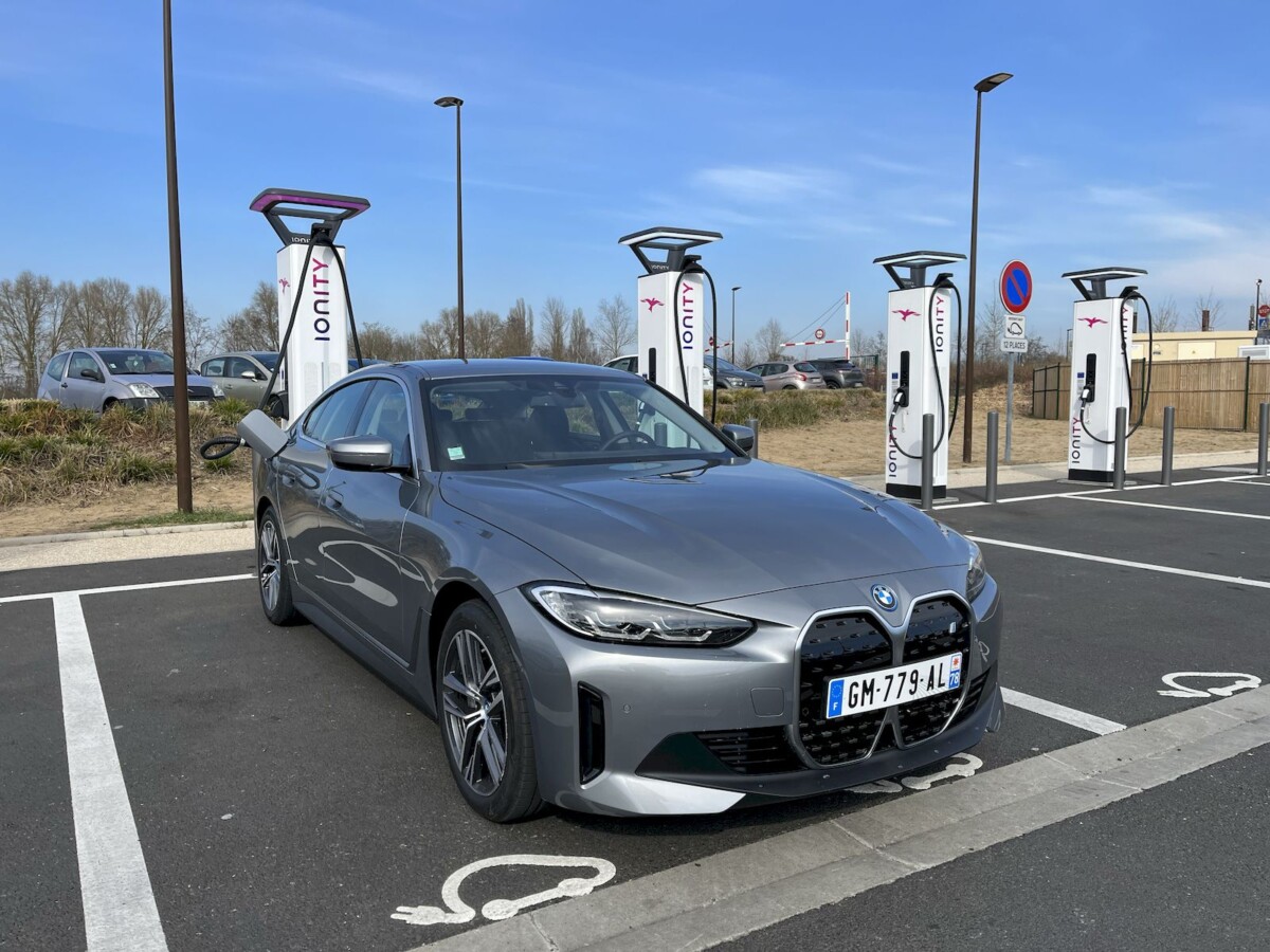 BMW i4 eDrive35 Review: Great Electric Sedan Fails to Outdo Tesla 18 essai bmw i4 edrive3540 BMW i4 eDrive35 Review: Great Electric Sedan Fails to Outdo Tesla