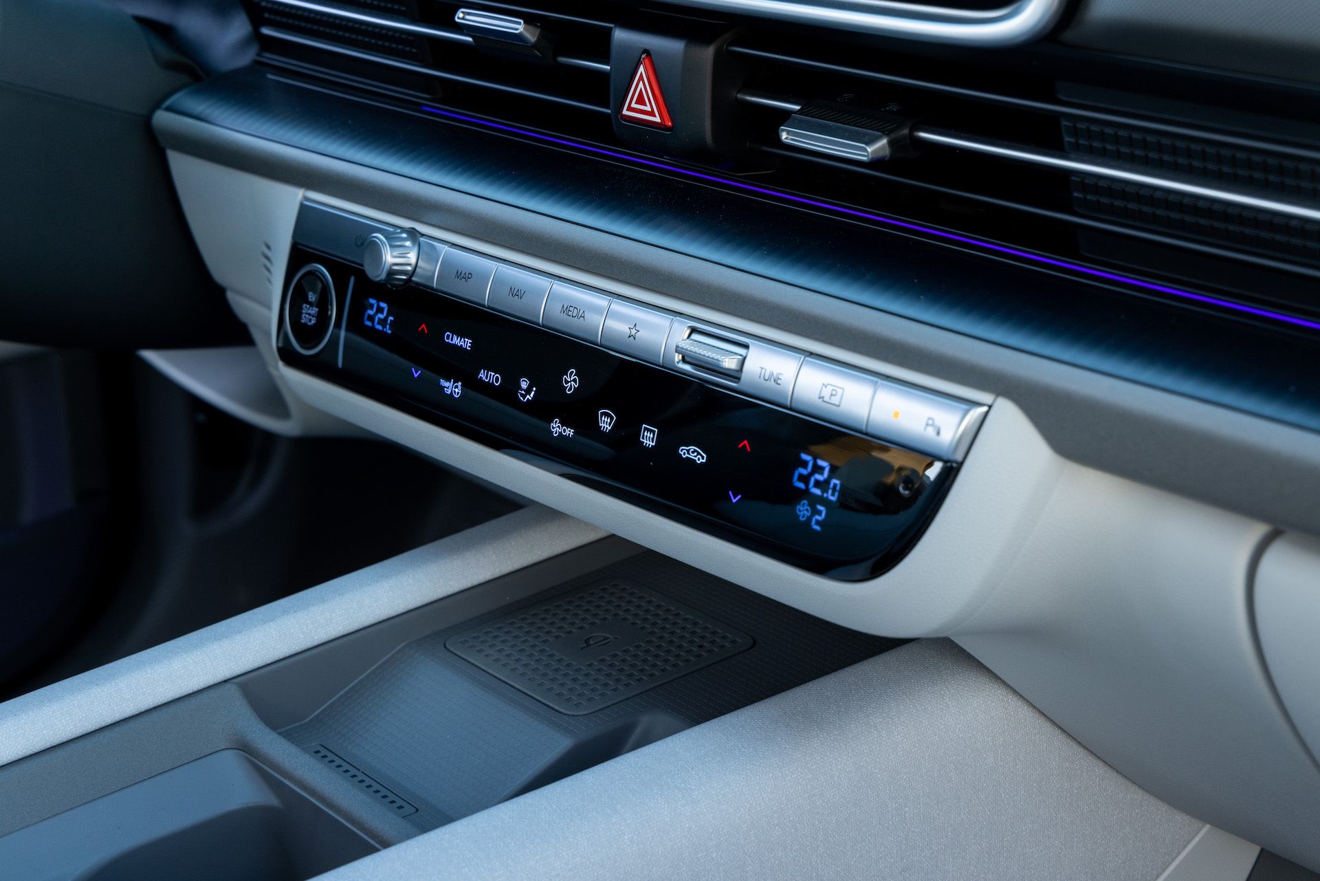 Hyundai Ioniq 6 vs. Kia EV6: Which is the Best Electric Car? 78 Hyundai Ioniq 6 // Source : Clément Choulot pour GoStart.Biz