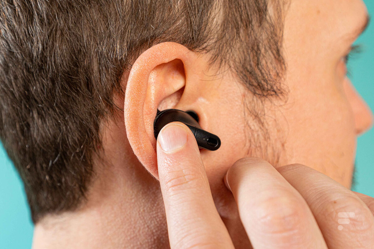 Sennheiser Conversation Clear Plus Review: Wireless Earbuds 30 Les Sennheiser Conversation Clear Plussont dotés de boutons physiques