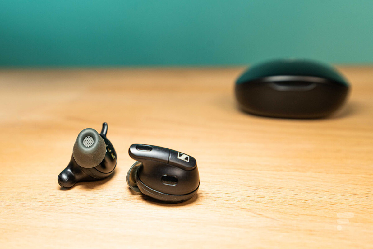 Sennheiser Conversation Clear Plus Review: Wireless Earbuds 31 La connexion Bluetooth des Sennheiser Conversation Clear Plus peut s'avérer capricieuse