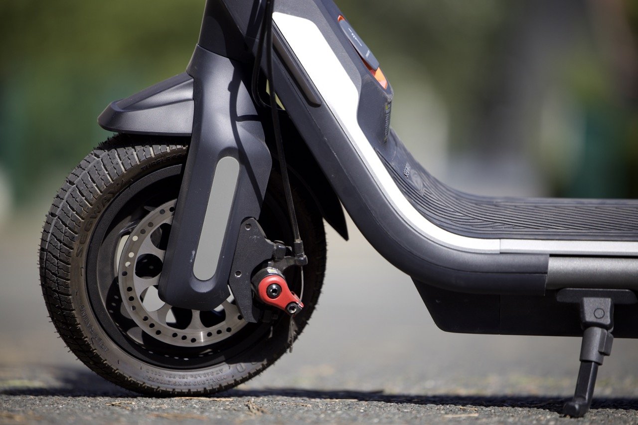 ia1a7901 grande.jpeg6435bcd2a786e Ninebot KickScooter P65E Review: Electric Scooter Checks All Boxes