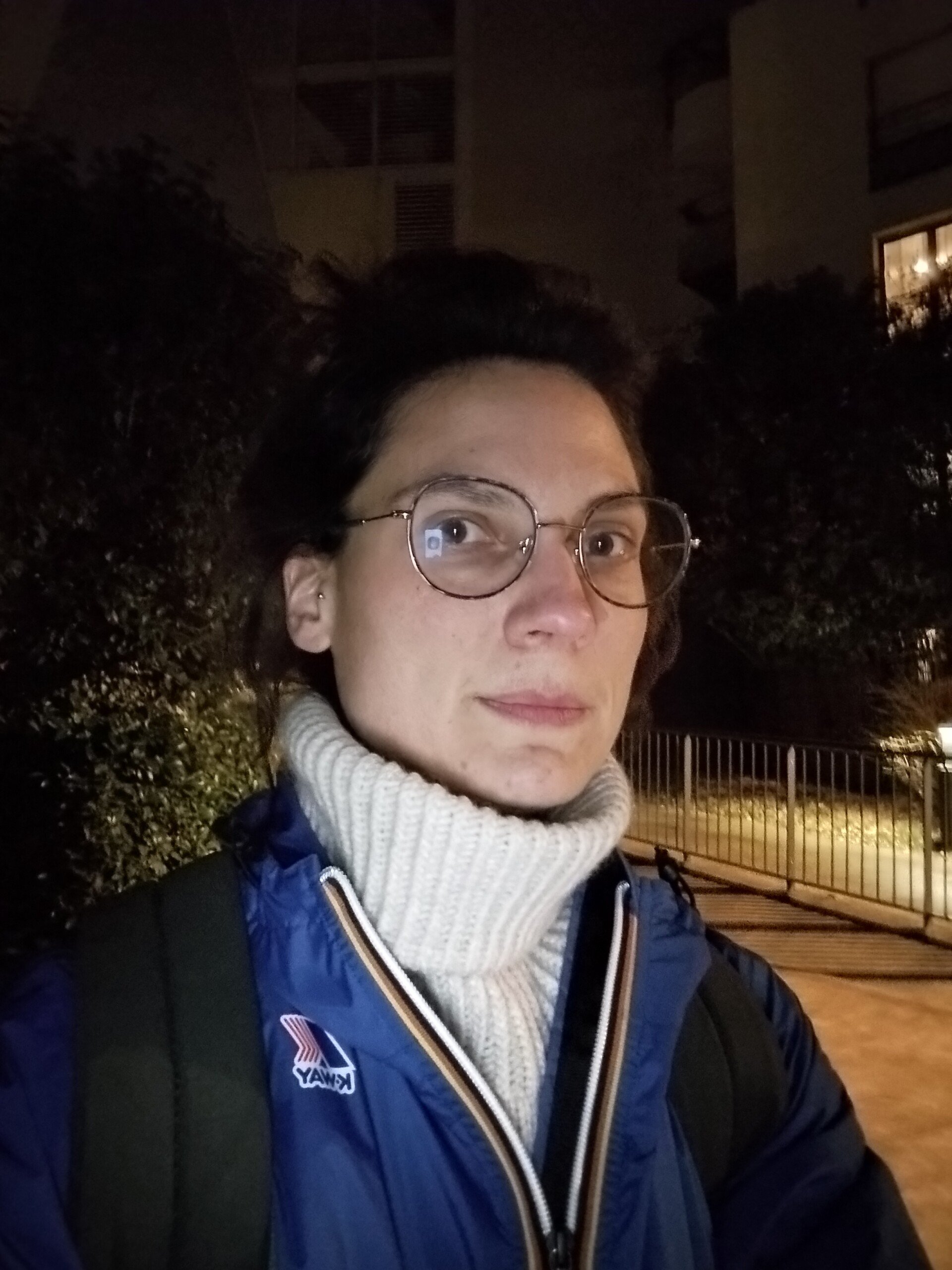 Motorola Moto G53 Review: Affordable 5G with some compromises 32 Moto G53 Selfie at Night